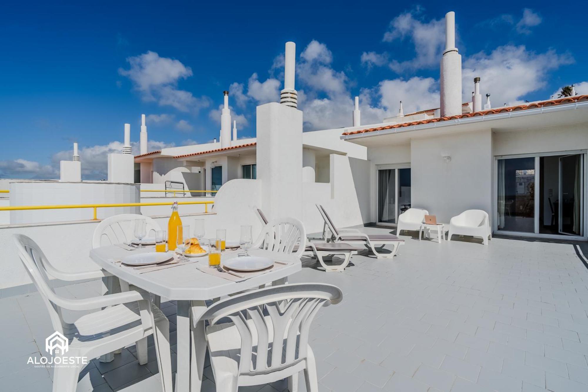 Panoramic Sea View Apartment Ericeira