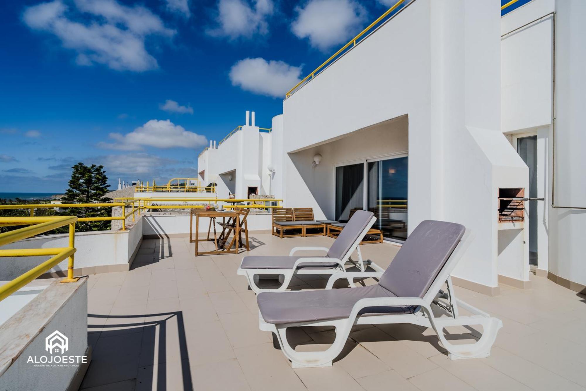 Panoramic Sea View Apartment Ericeira