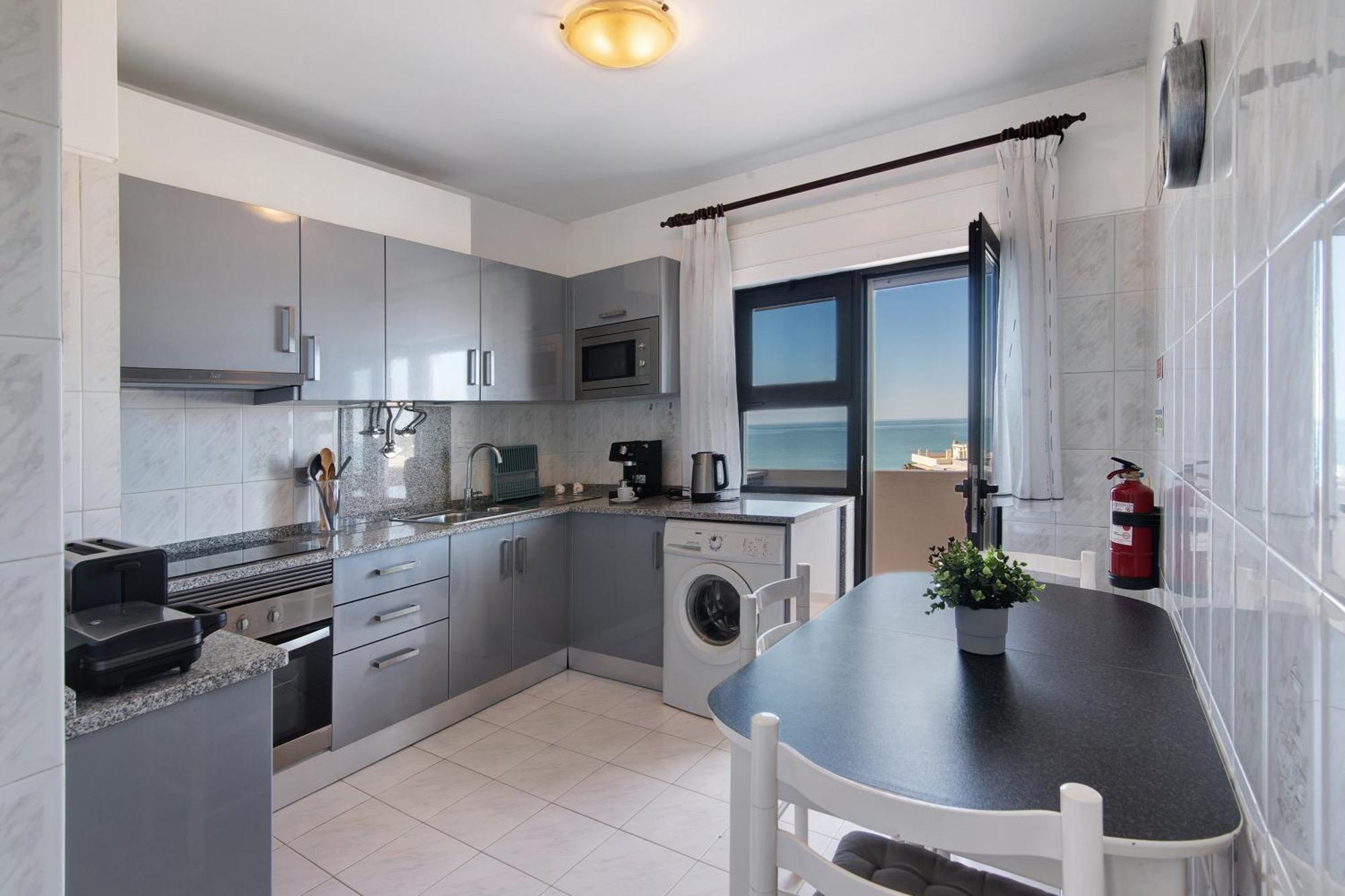 Apartment 1 Bedroom Seaview