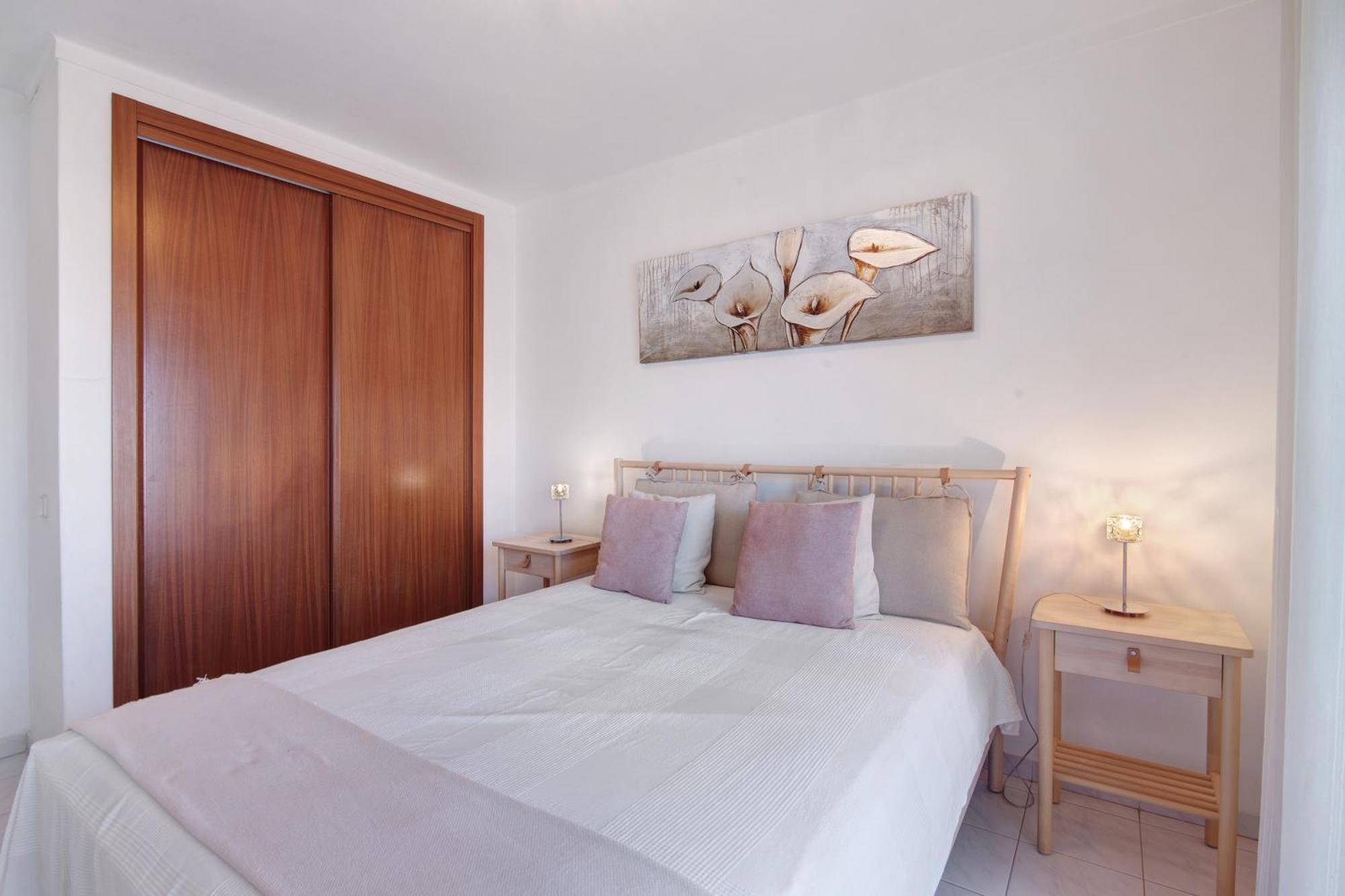 Apartment 1 Bedroom Seaview
