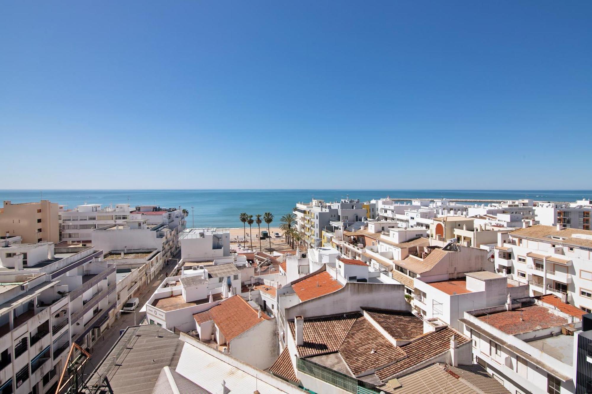 1 Bedroom Seaview * Quarteira