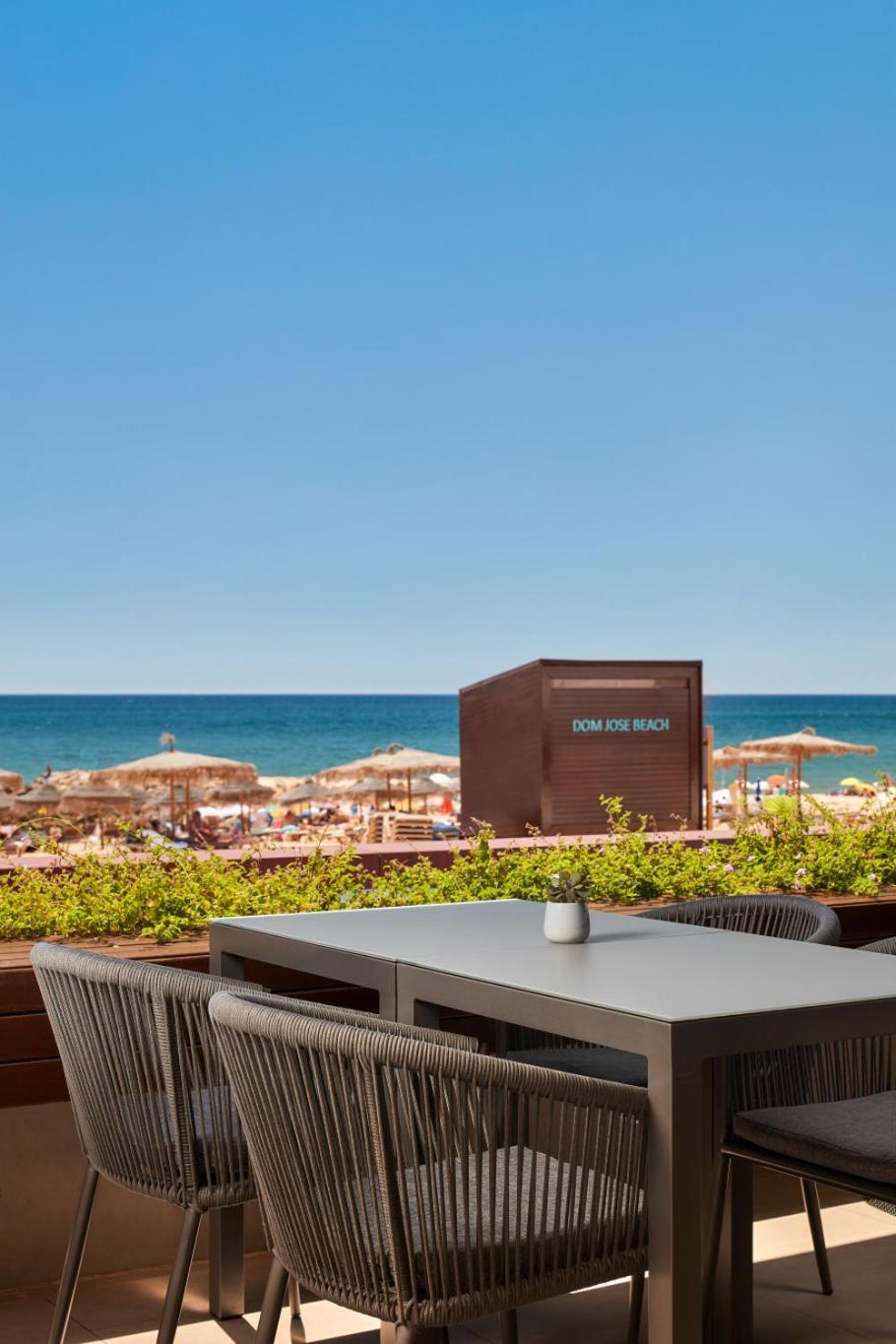 Dom Jose Hotel