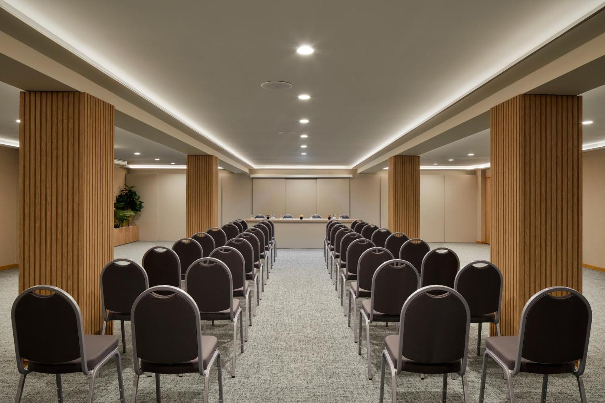 Dom Jose Hotel Quarteira
