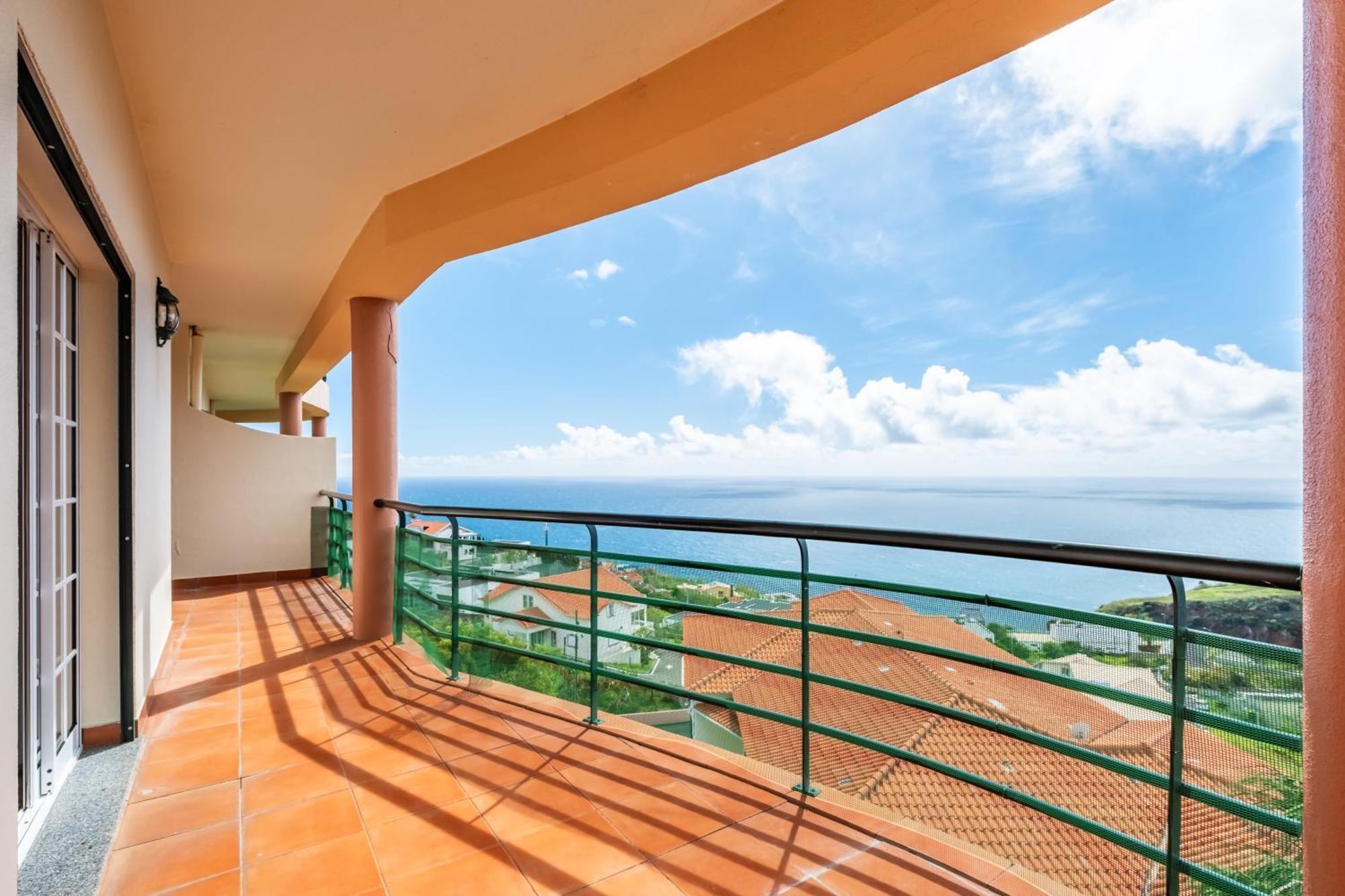 Por Do Sol Apartment Calheta (Madeira)