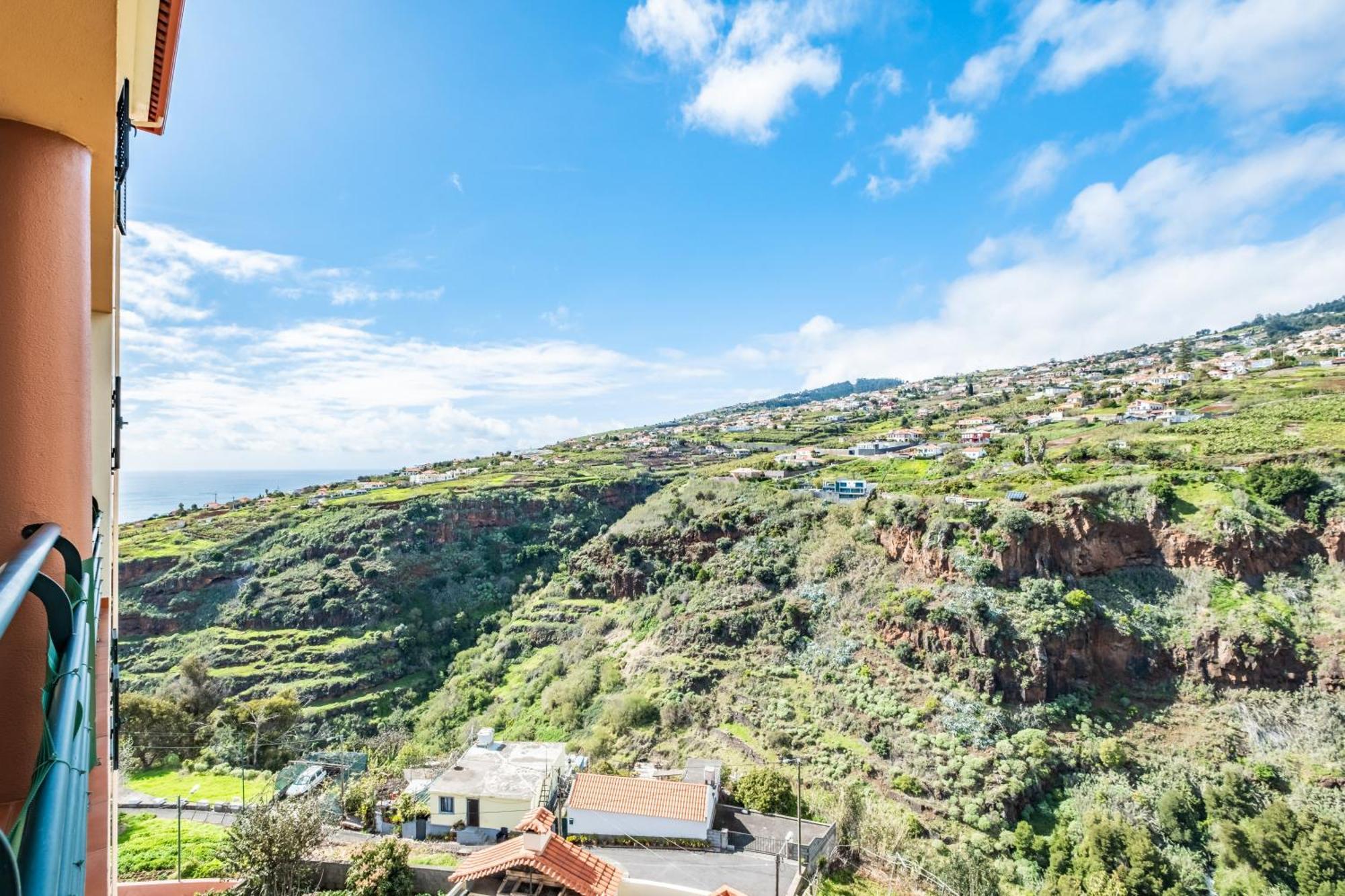 Por Do Sol Calheta (Madeira)