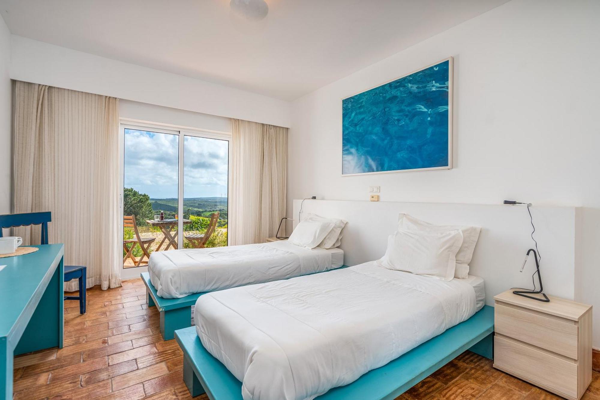 Alto Da Lua Bed & Breakfast Bordeira (Bordeira)