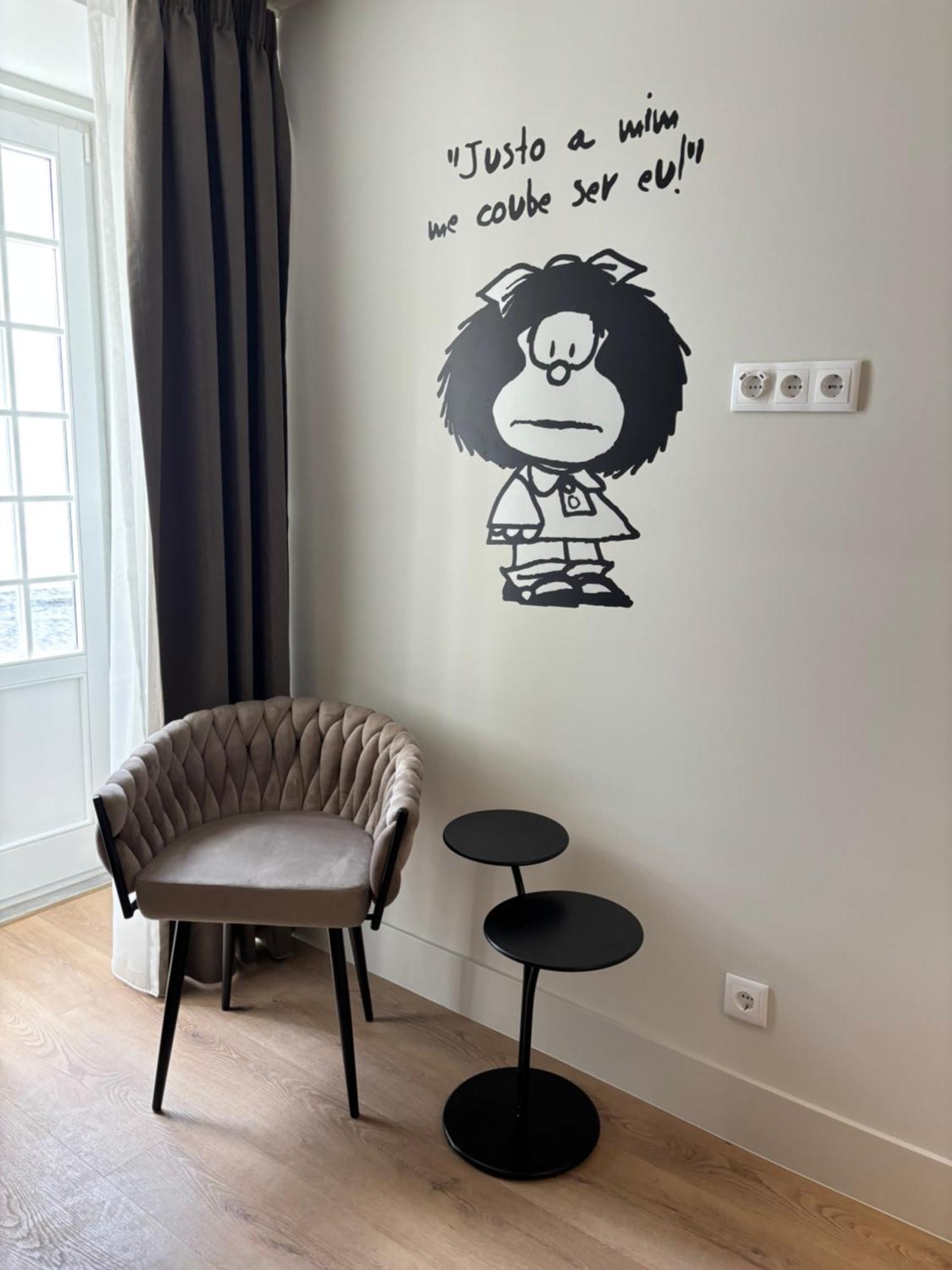 Hotel Azores Book 4*