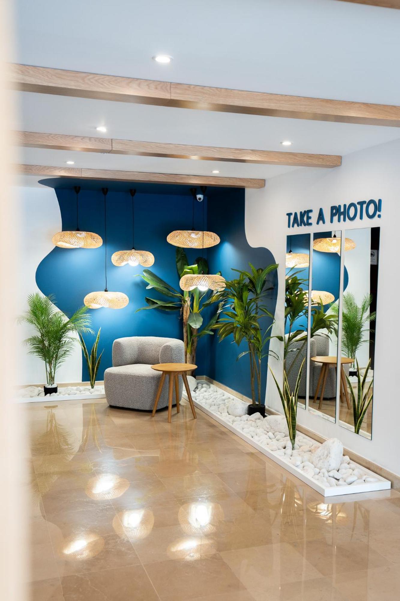 Carvi Hotel