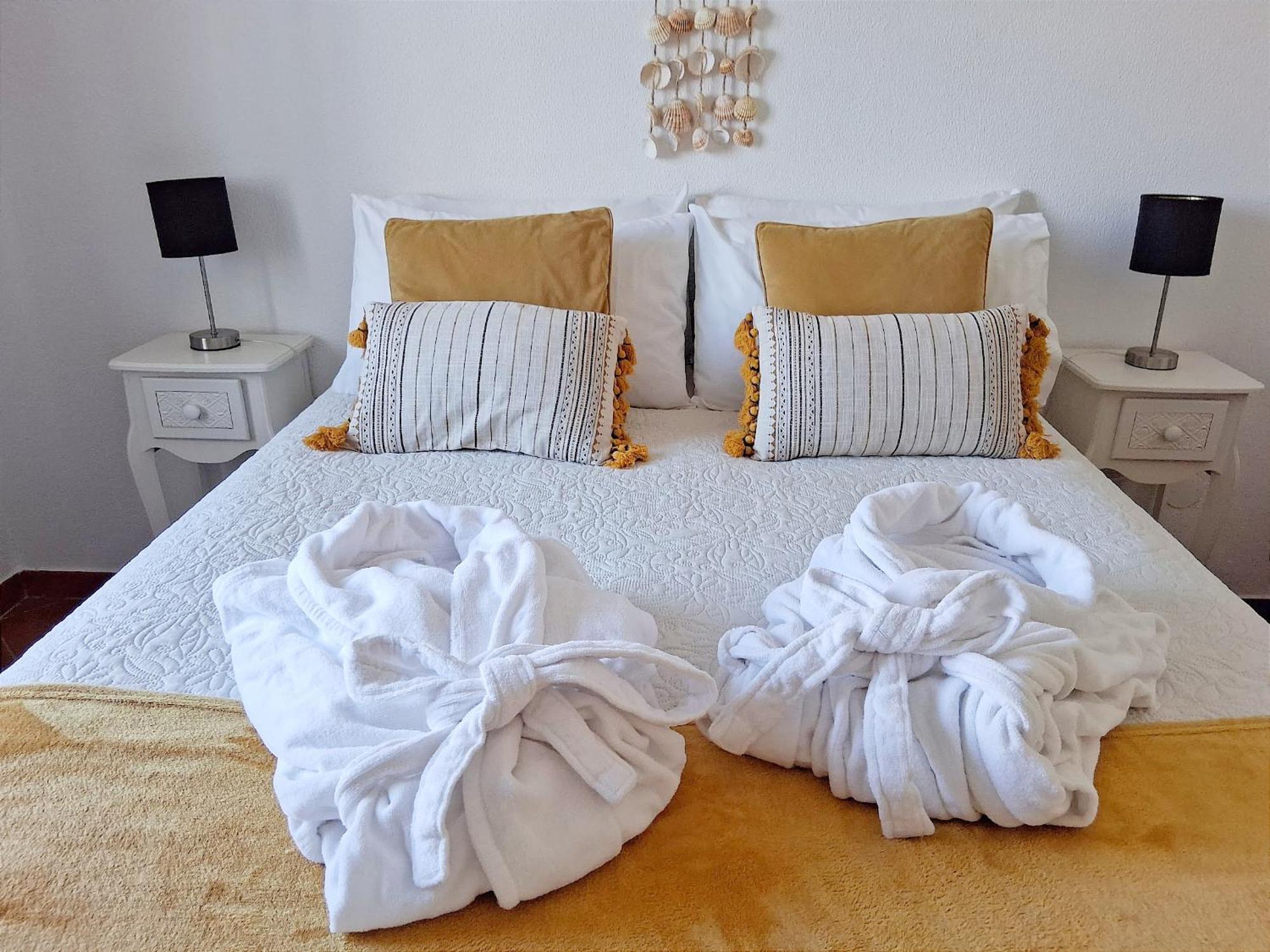 Marreiro's House Algarve - Child Friendy - Private Pool Holiday home