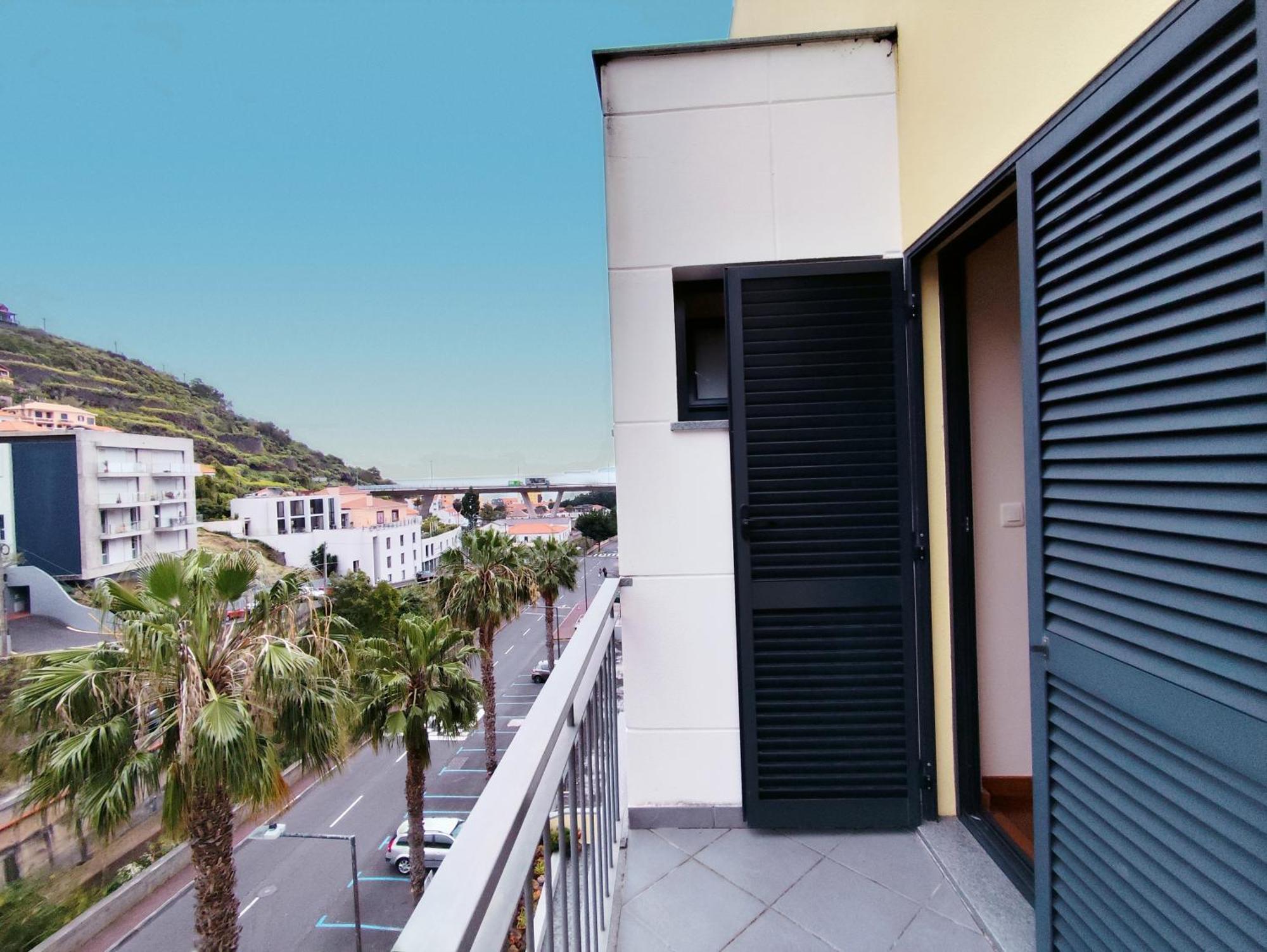 Coastal Comfort At Riverside - 4 Min To Airport! Guest house *