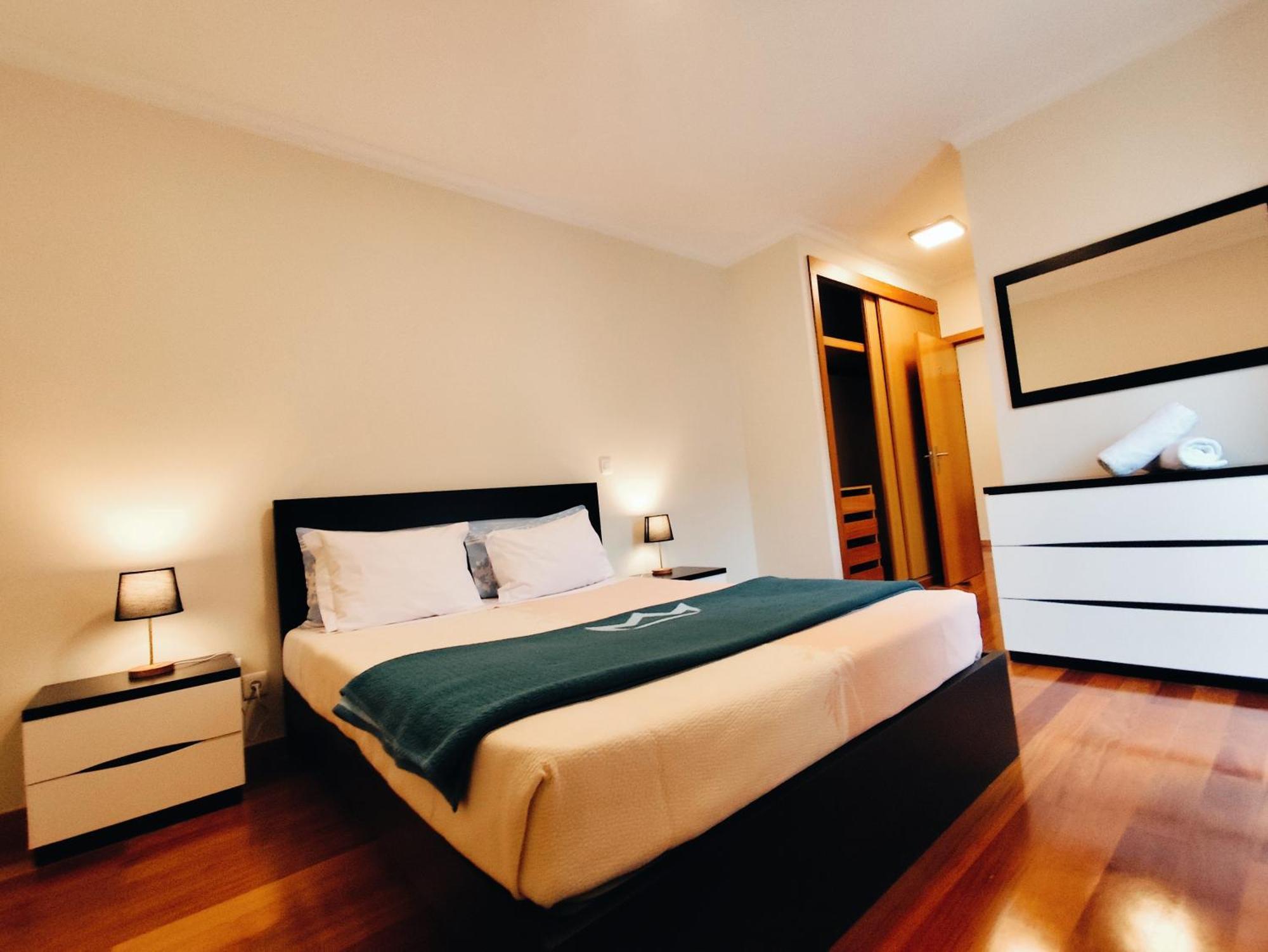 Coastal Comfort At Riverside - 4 Min To Airport! Santa Cruz (Madeira)