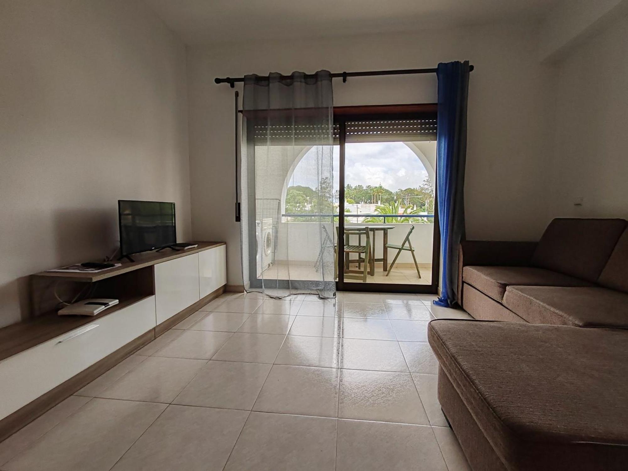 Apartamento 2a Palmeiras Com Piscina - Casas & Papeis Armação de Pêra