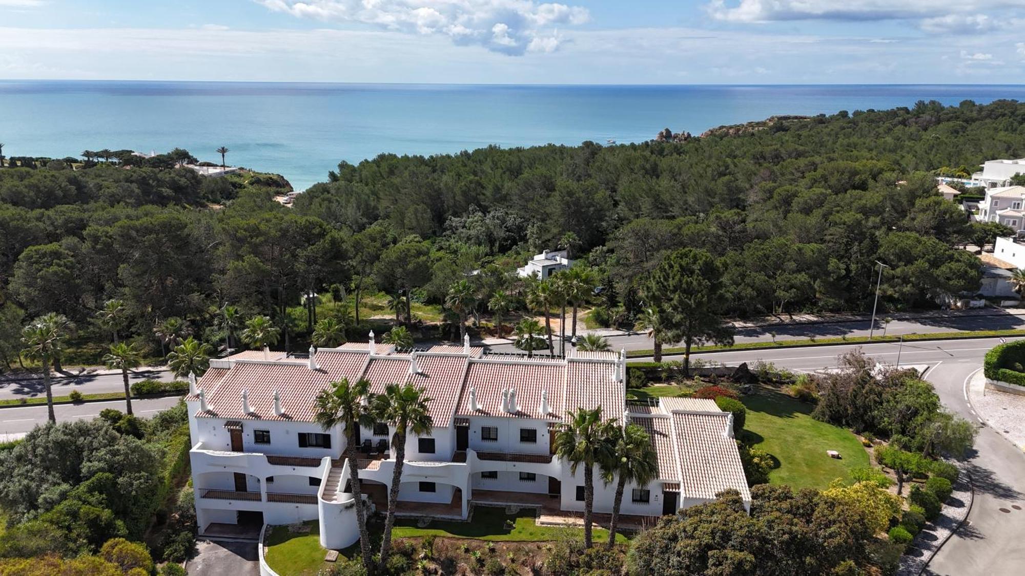 Apartamento Luxury Modern T2 Ocean View - Free Parking - Pool Alvor