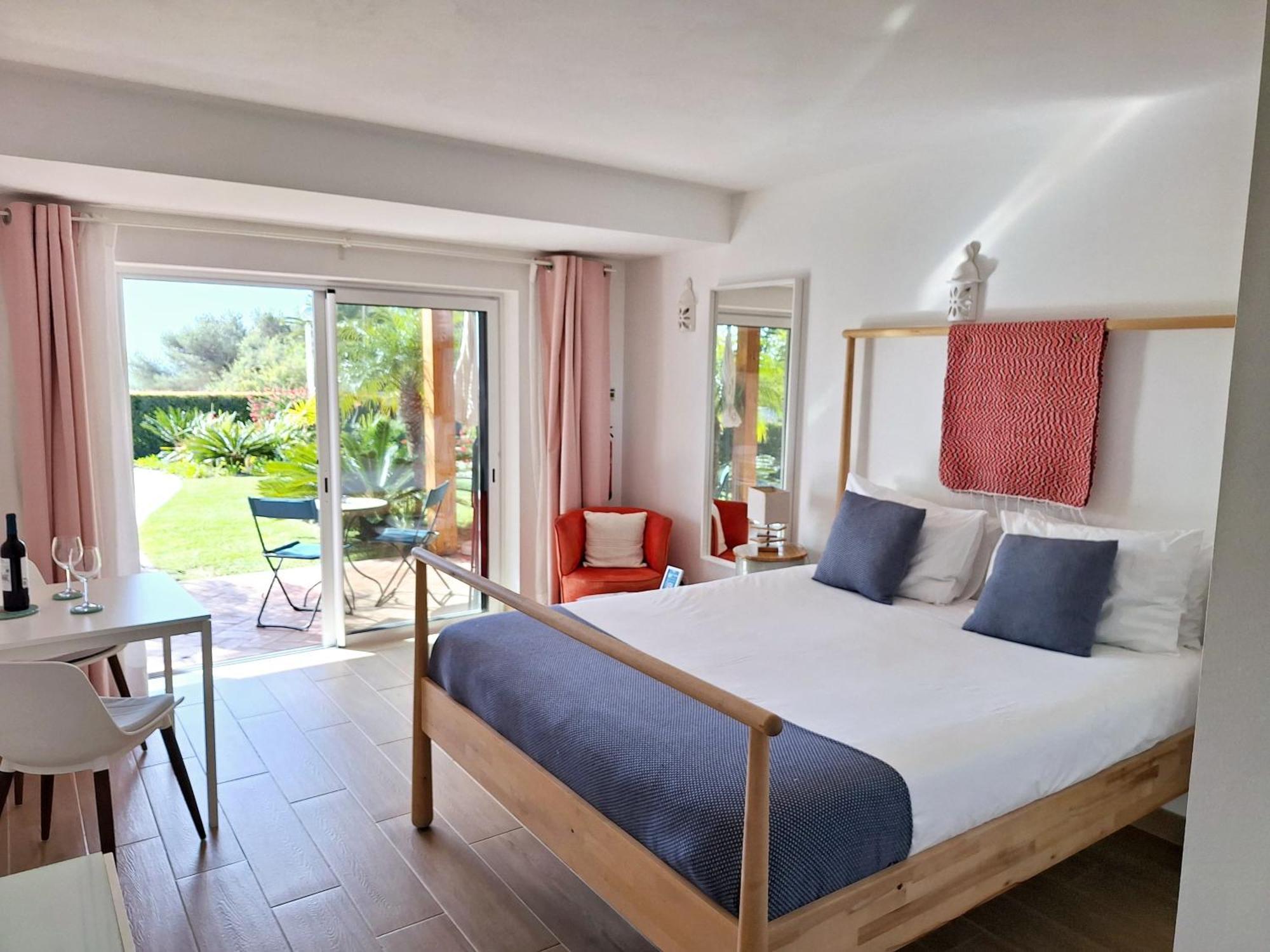 Romantik Guest house