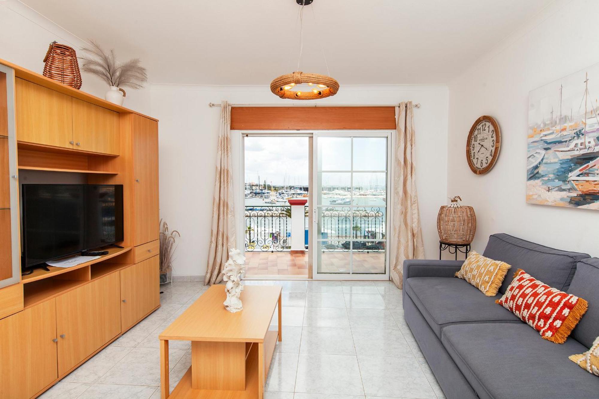 B37 - Door Apartment
