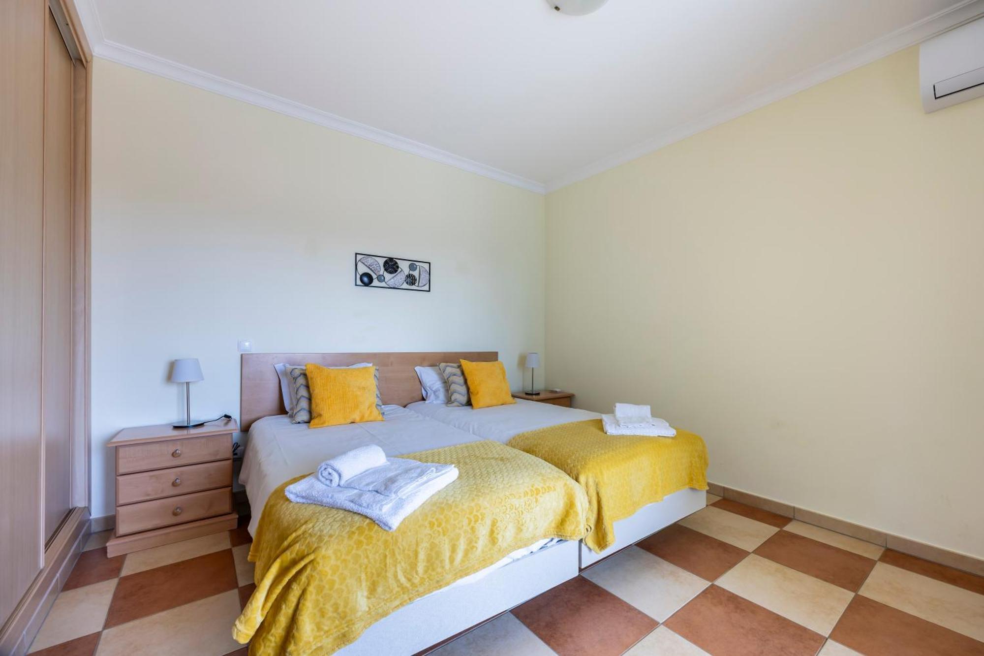 Estudios Montinhos Da Luz by Seewest Apartamento *
