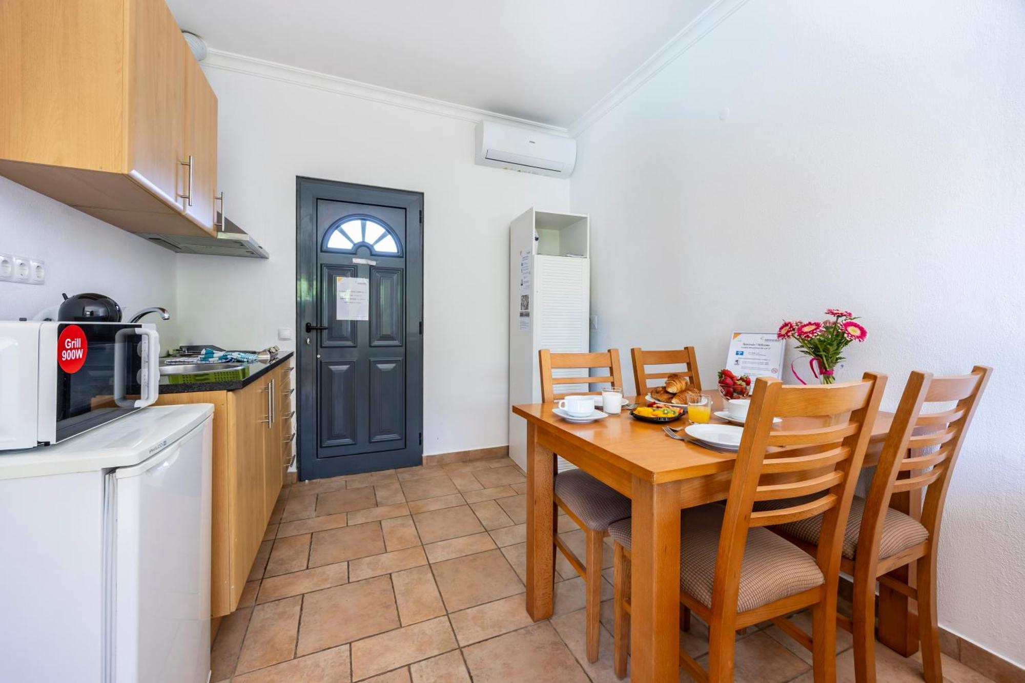 Estudios Montinhos Da Luz by Seewest Apartamento Luz