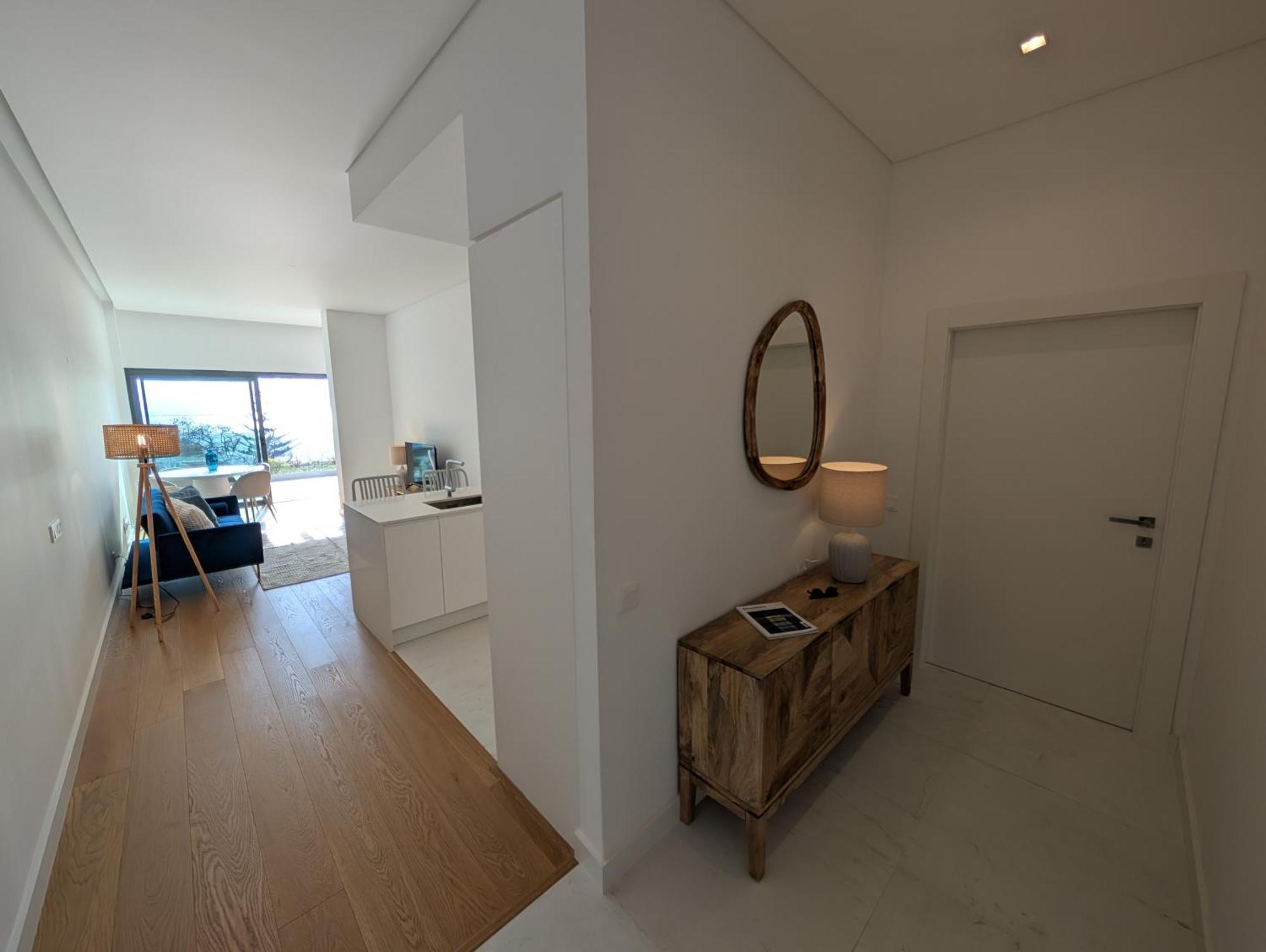 Breathtaking Oceanfront Living, Sunset Facing 3-bedroom Flat In Acqua Residences Apartment *