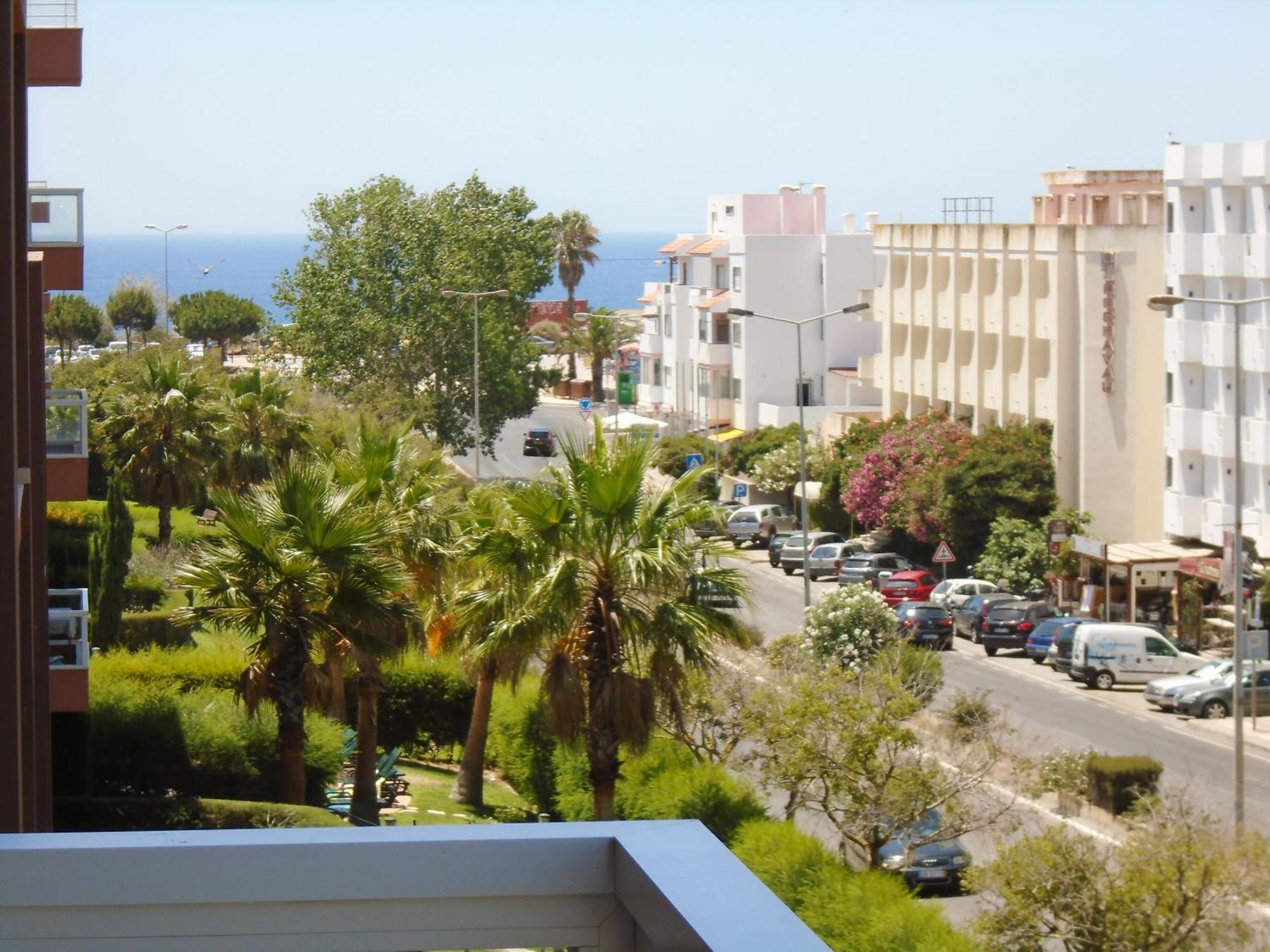 Lounge Litoralmar Apartamento *
