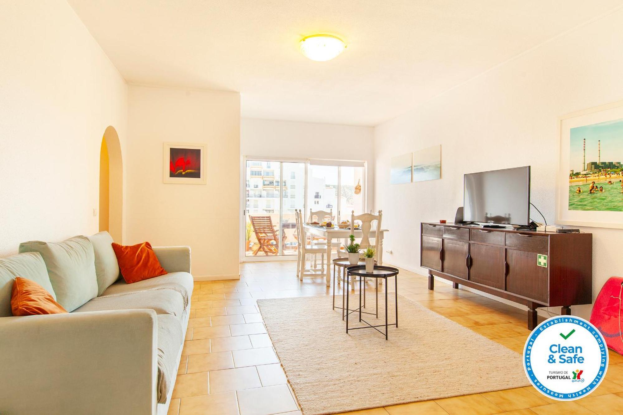 B68 - Vista Mar Apartment