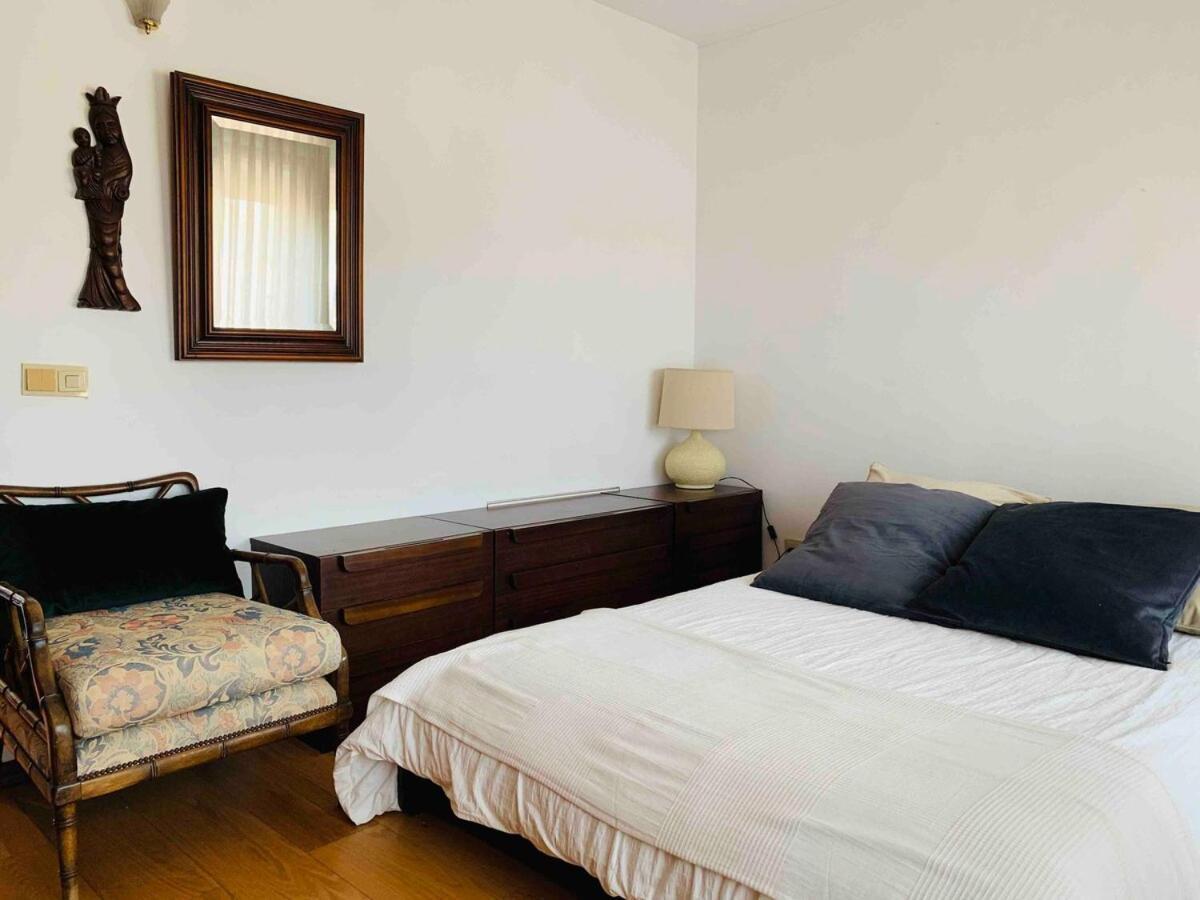 Povoa - Beachfront Apartment