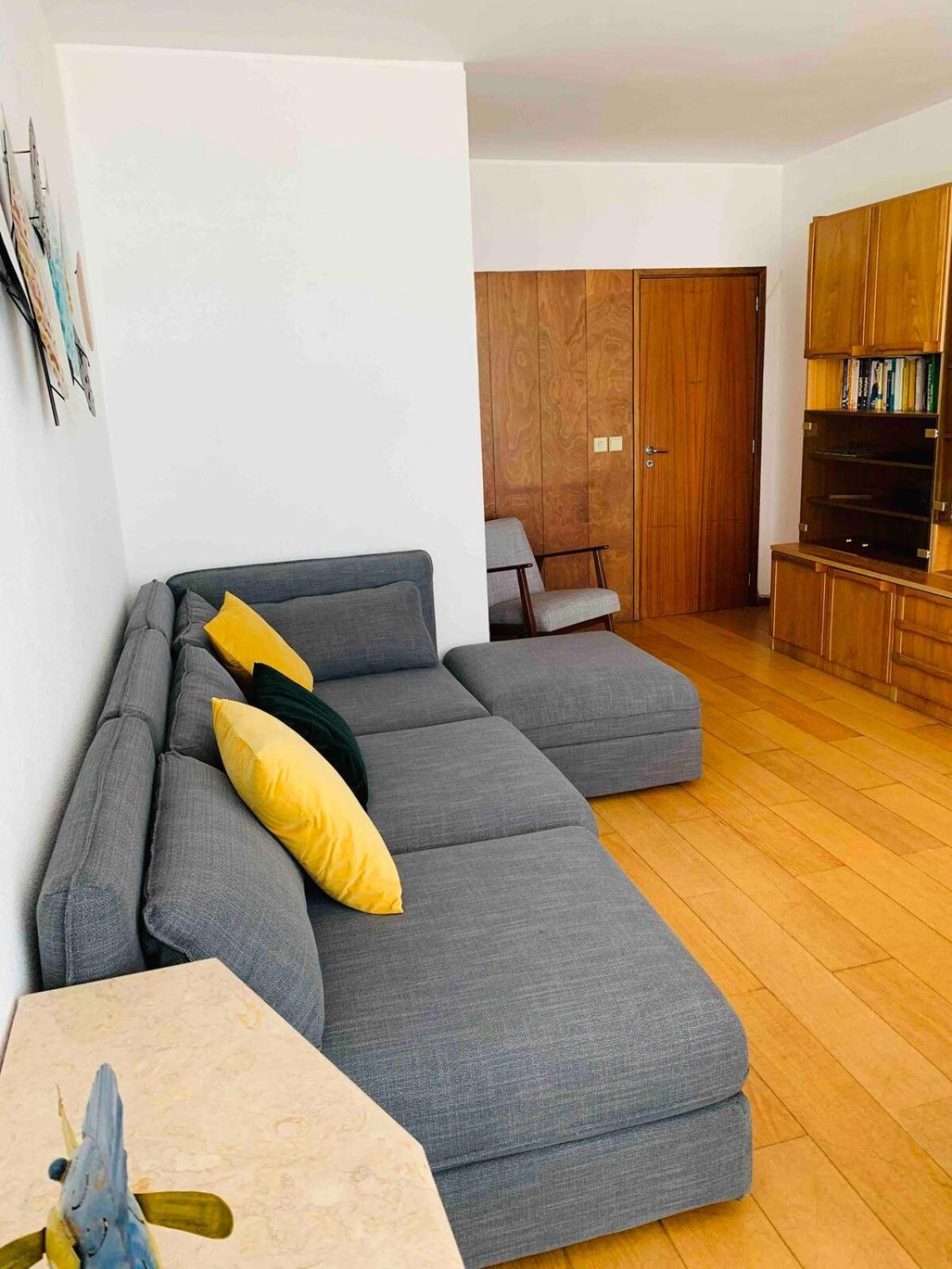 Povoa - Beachfront Apartment