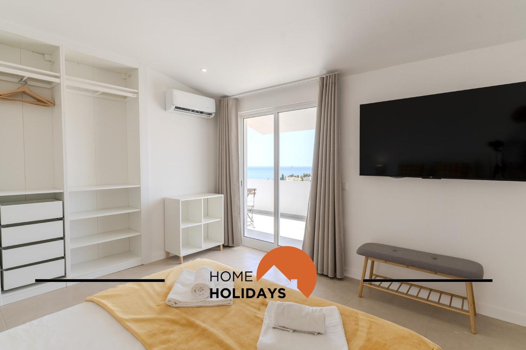 #171 Pateo 2 Flat By Holidays Holiday home *