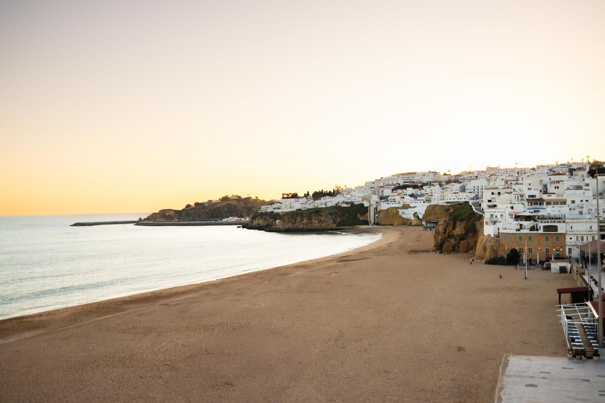 Apartment Deluxe Flat Sea View By Albufeira Holidays *
