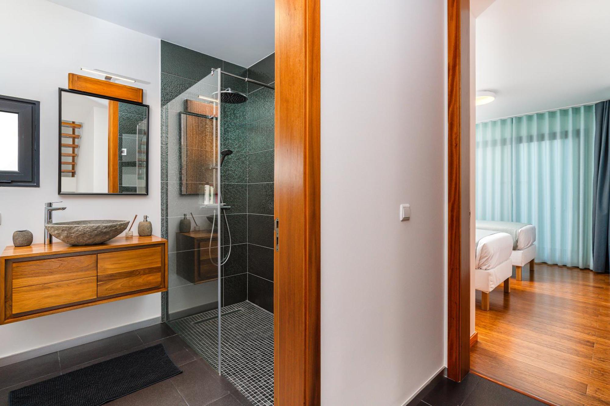 Valley View-villa With Heated Pool And Sauna Arco da Calheta (Madeira)