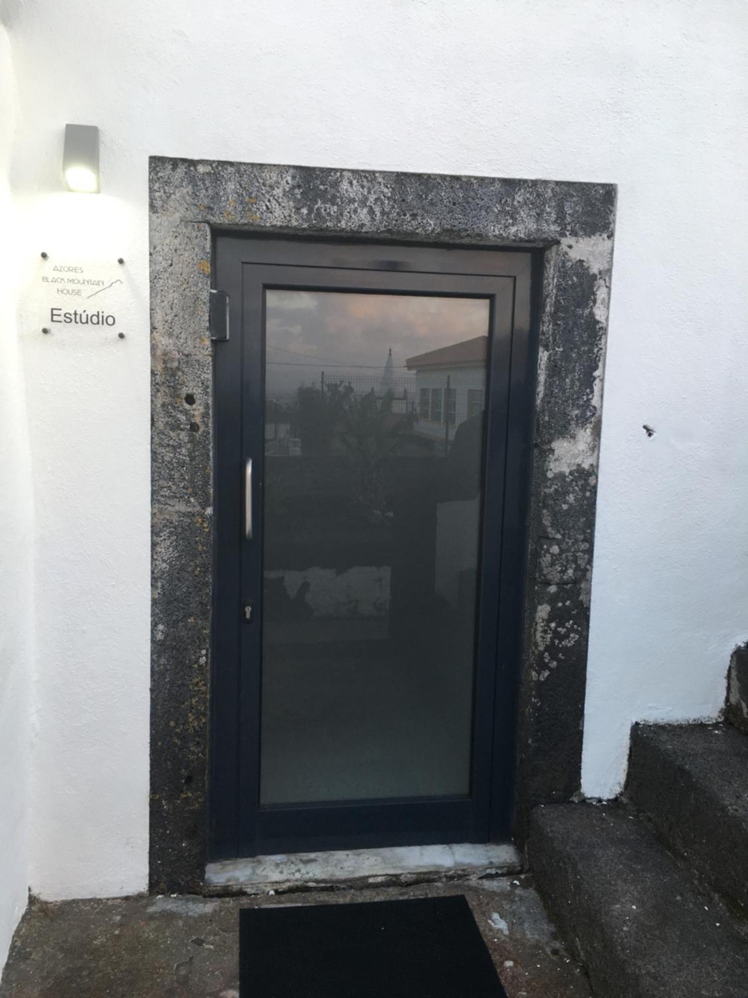 Azores Black Mountain House, Estudio E T2 Ilha Do Pico * São Roque do Pico