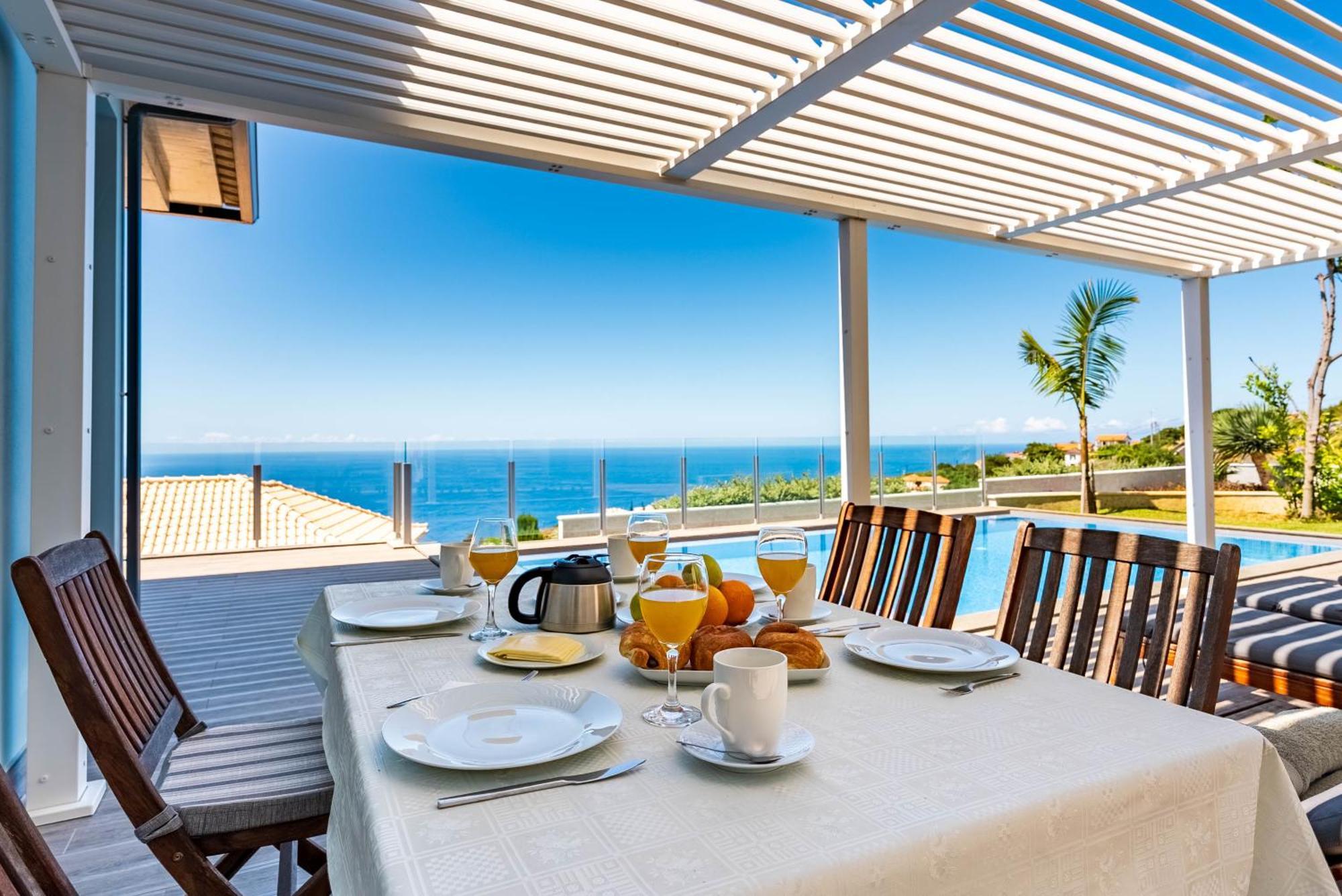 Pinheira Iv -heated Swimming Pool And Jacuzzi
