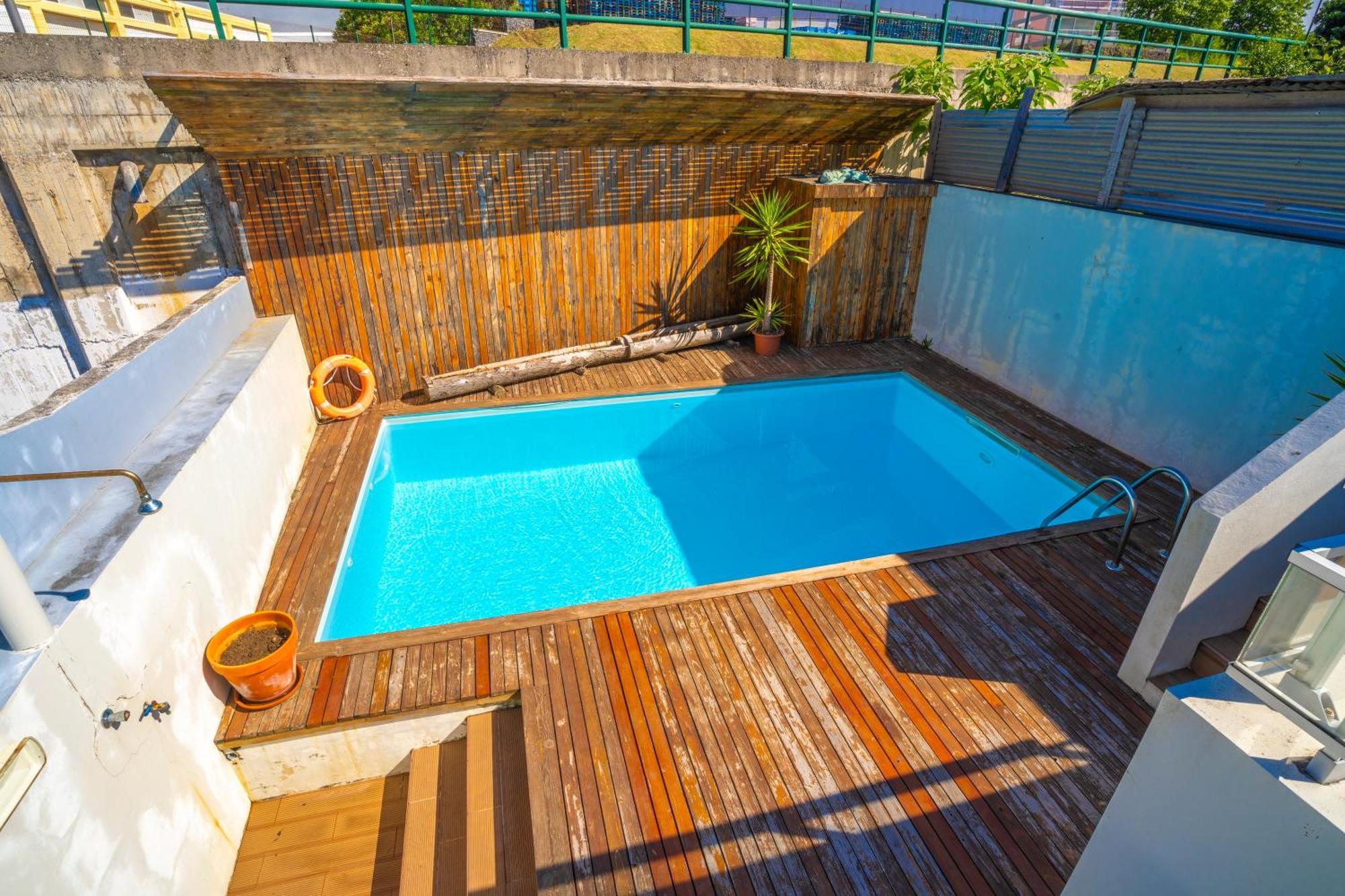 Azorazul - Pool & Hostel Ponta Delgada