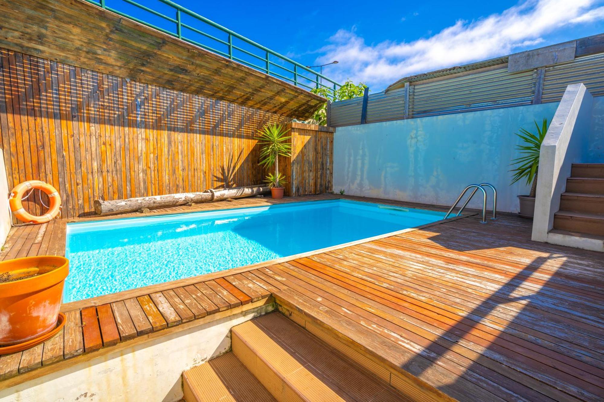 Hostel Azorazul - Pool & Ponta Delgada