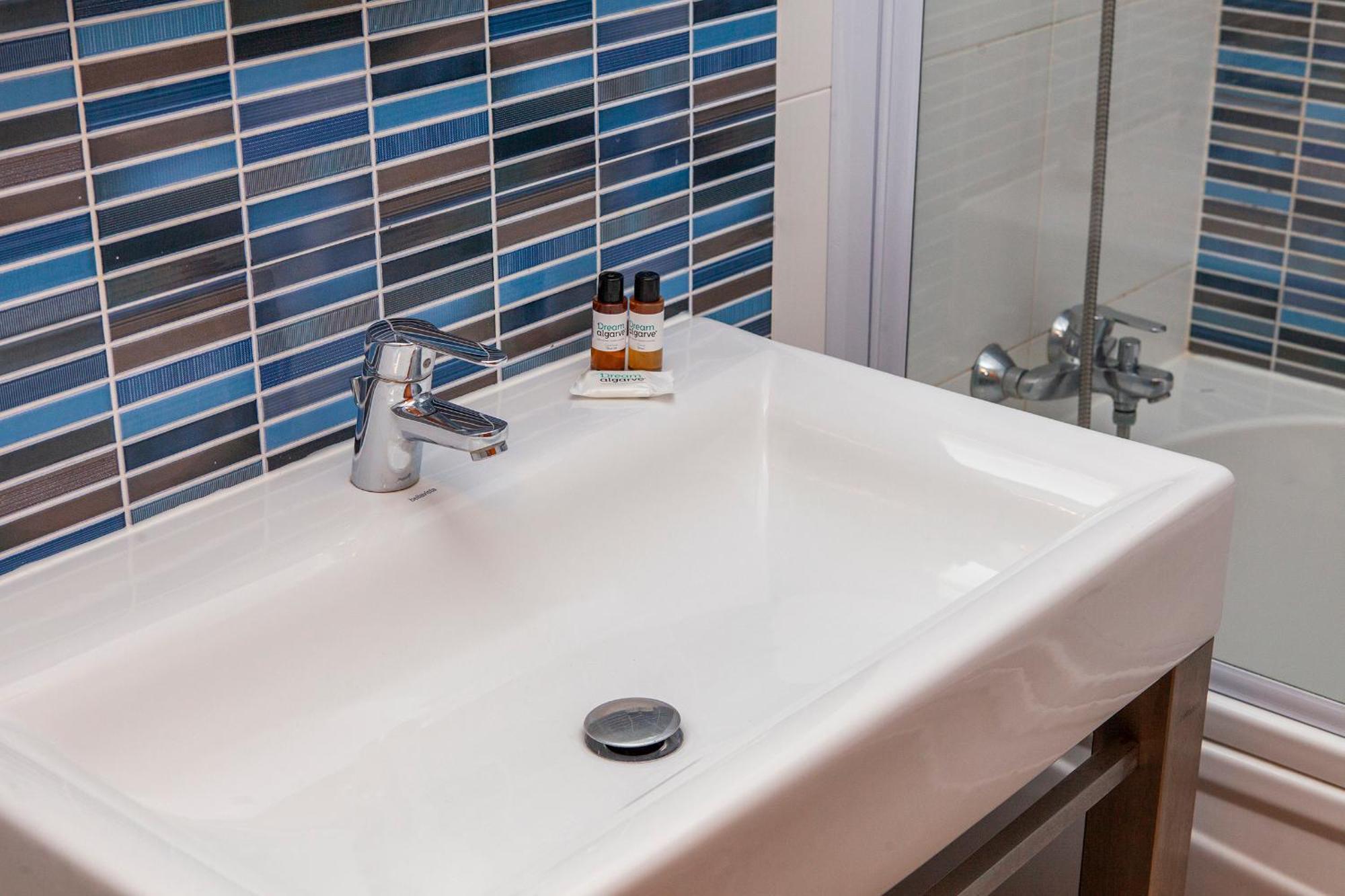 C02 - Luxury 3 Bed With Pool View Apartamento Lagos