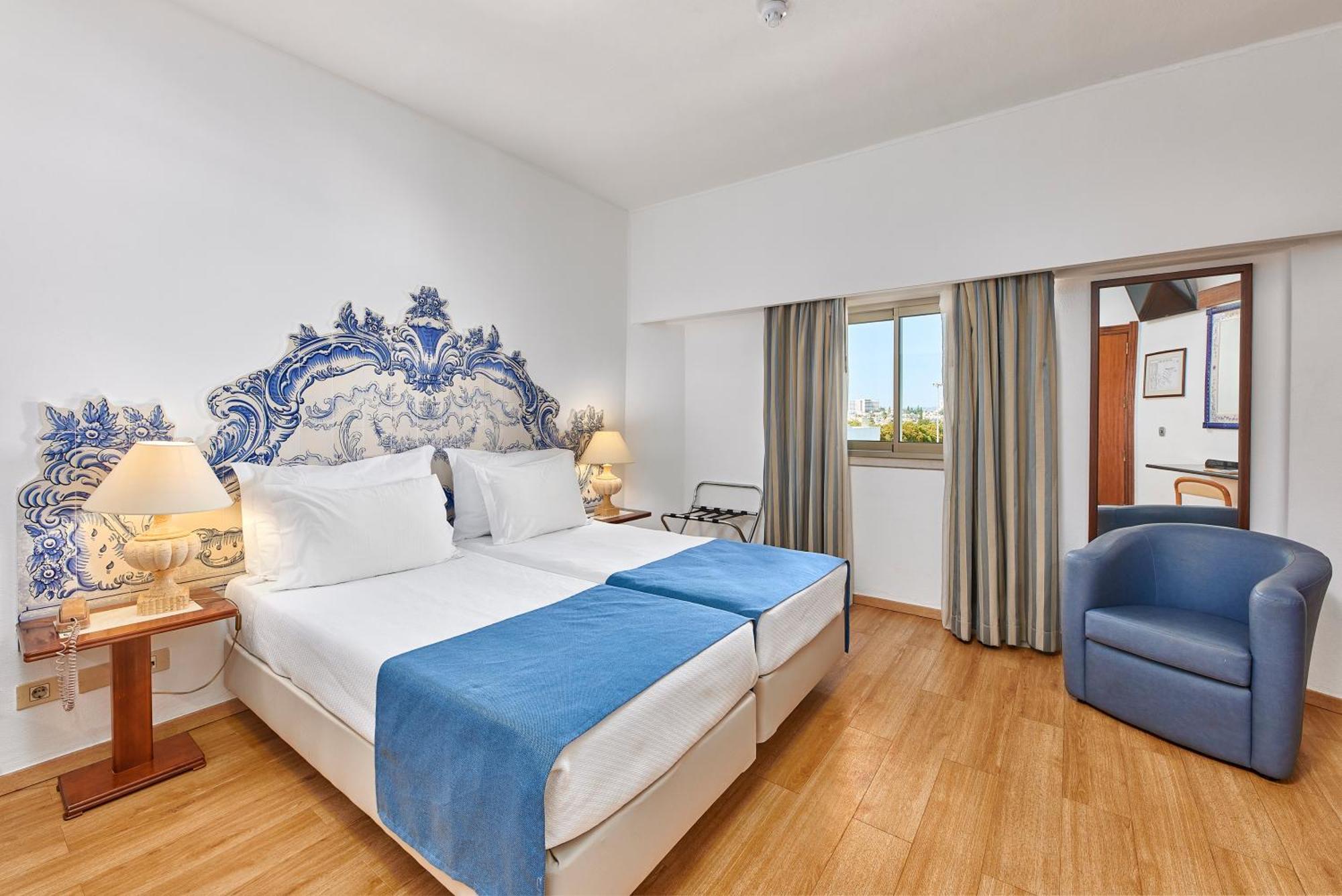 Aparthotel Brisa Sol 4*