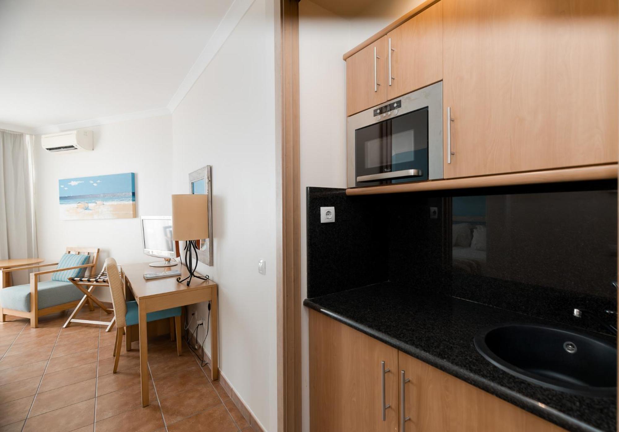 Pestana Viking & 4*