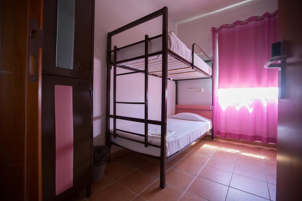 Hostel Hi - De Juventude *