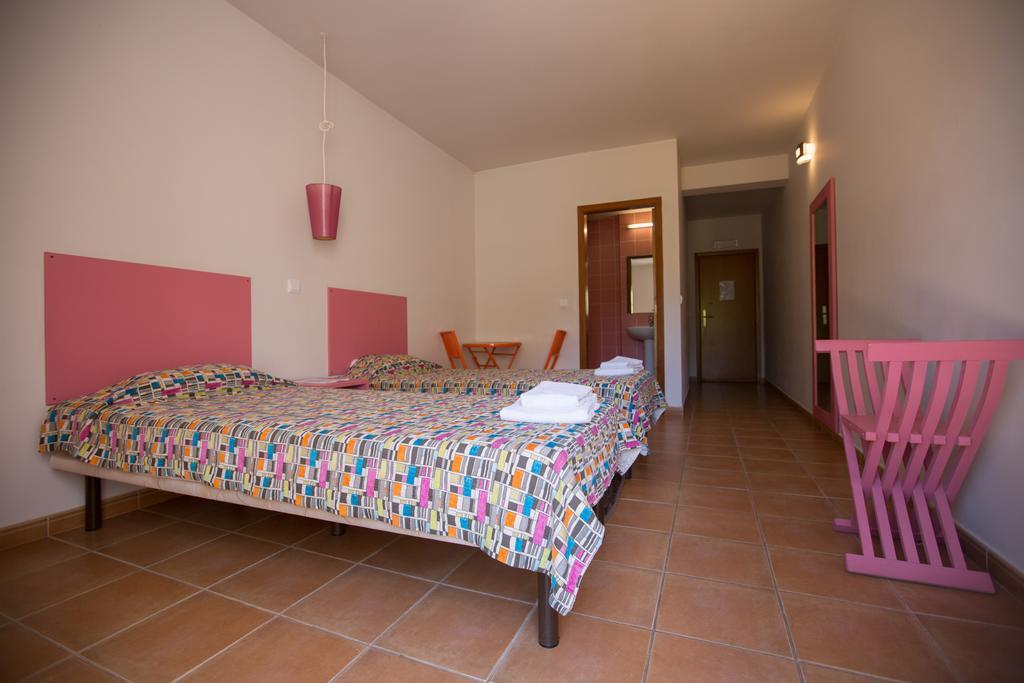 Hi - De Juventude Hostel *