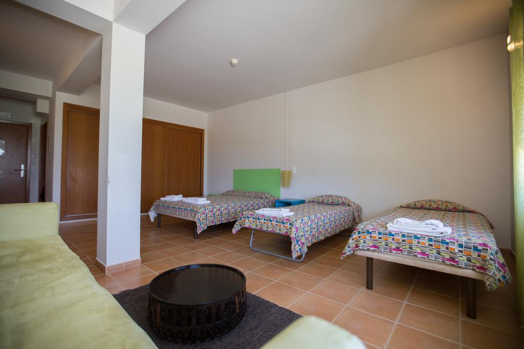 Hi - De Juventude Hostel *