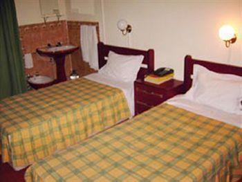 Residencial Camoes Bed & Breakfast Lisbon