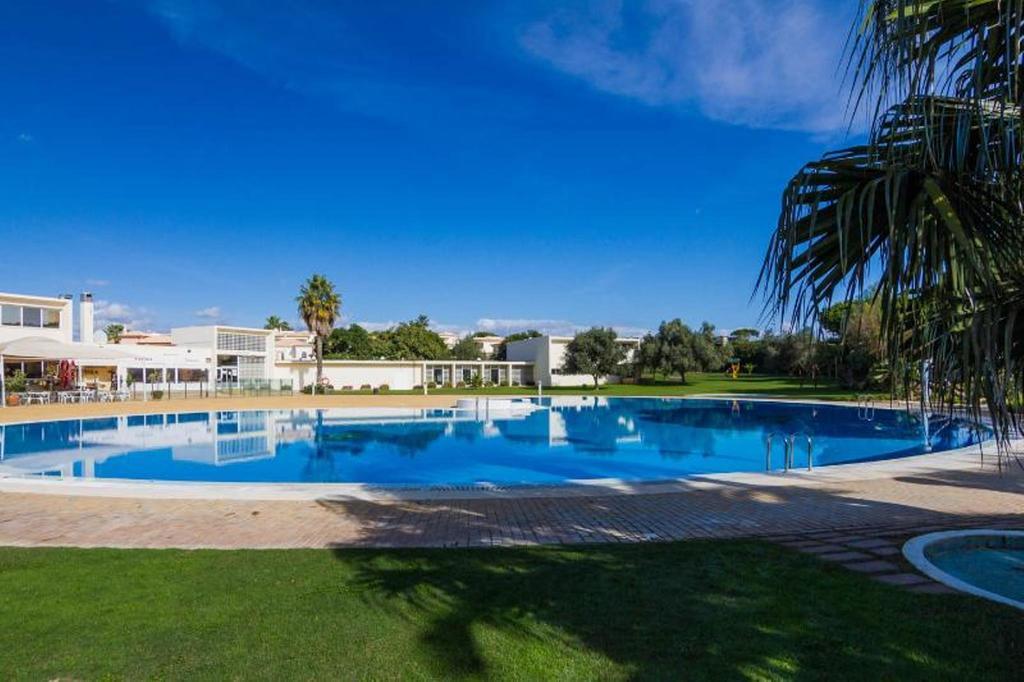 Sunny Al-sakia, Quarteira, Vilamoura Quarteira