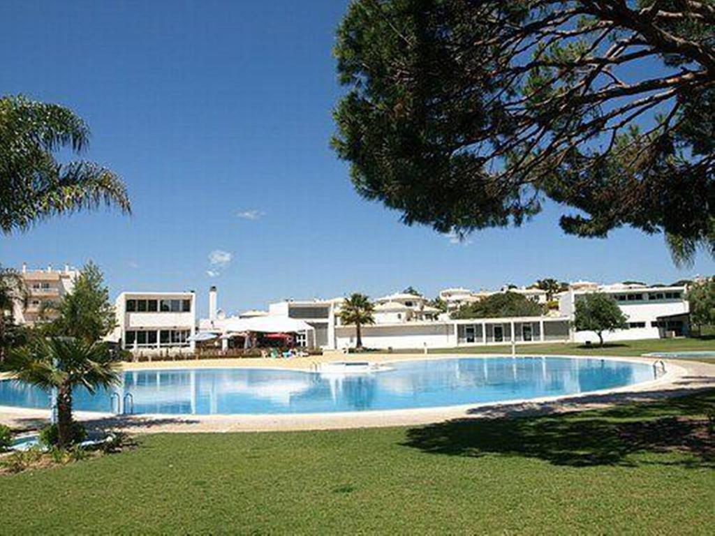Sunny Al-sakia, Quarteira, Vilamoura * Quarteira
