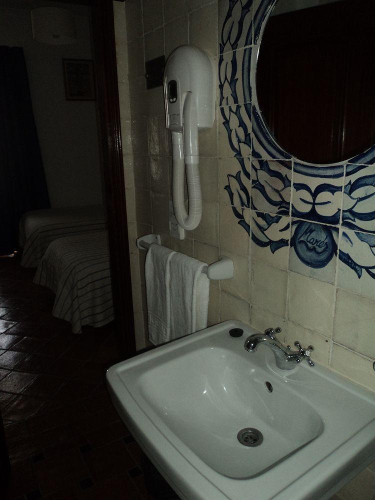 Residencial Mares Guest house