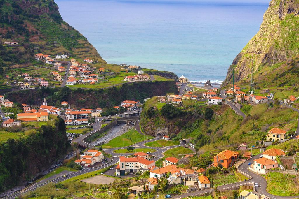 Madeira Surf Guest house