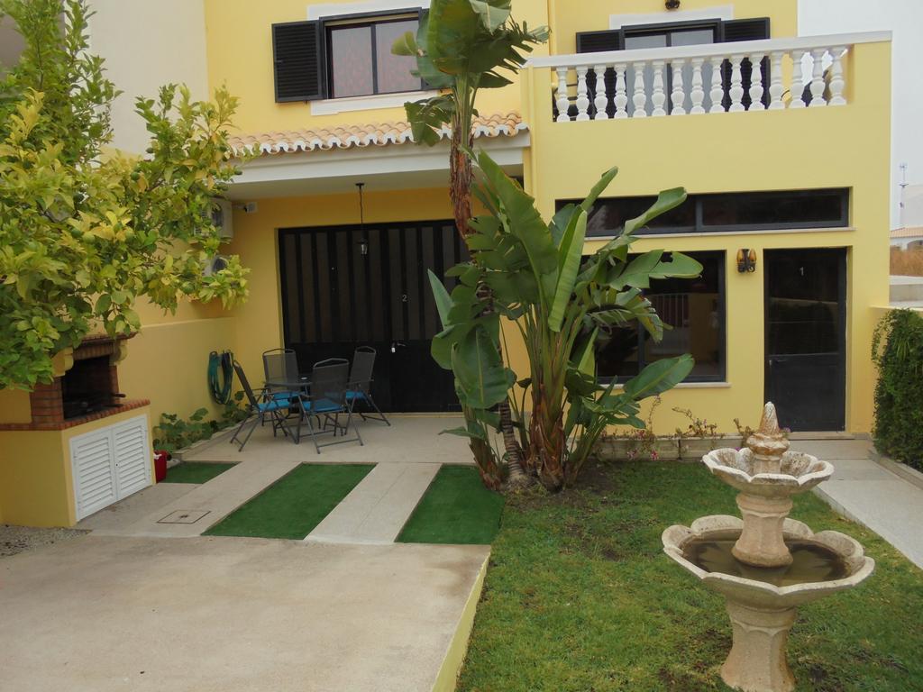 Aquaria Villa *