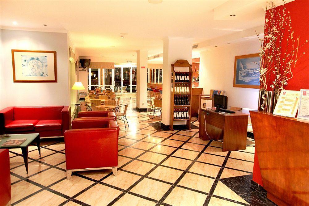 Mos - Hotel Lagos