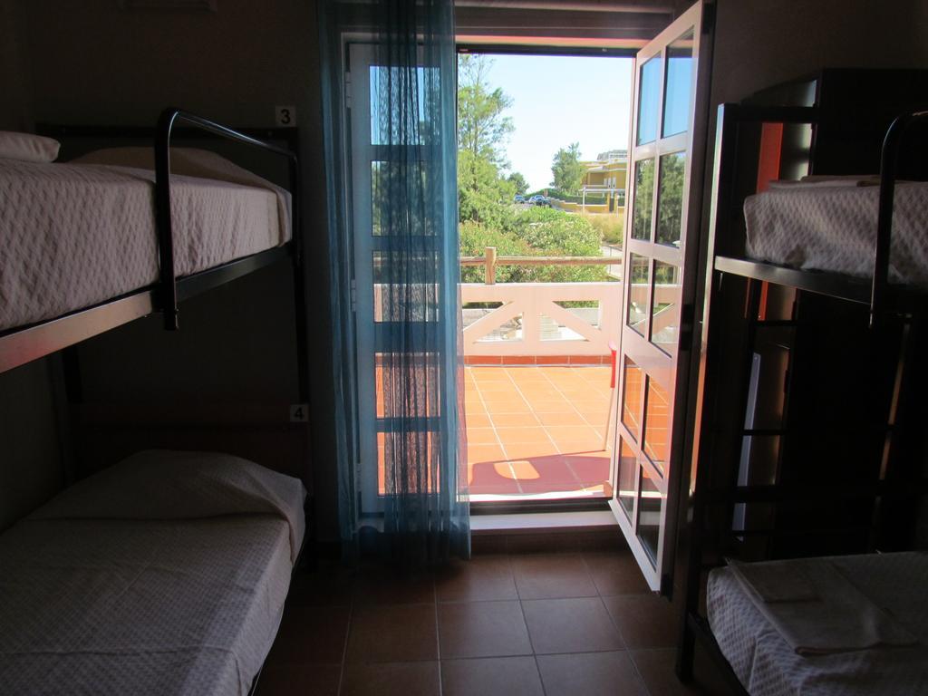 Hi - De Juventude Hostel *