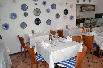 Amparo Hotel 2*