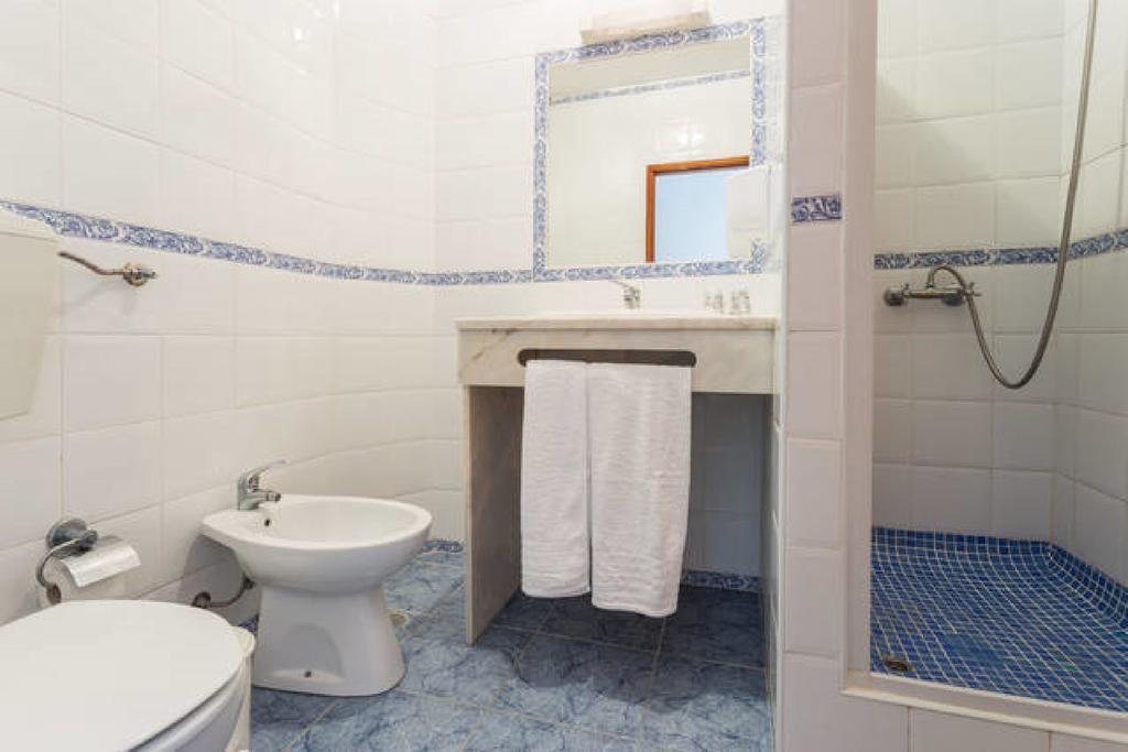 Residencial Capri By Umbral Guest house *