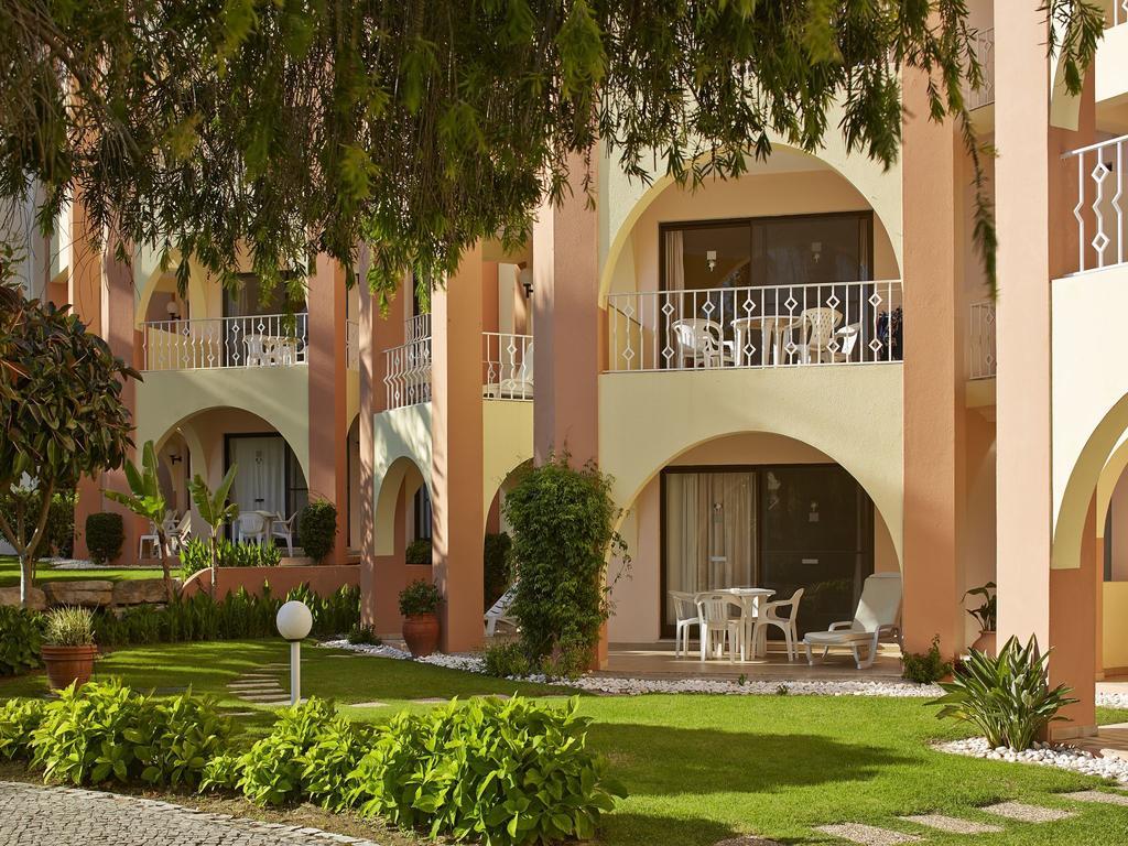 Four Seasons 4*